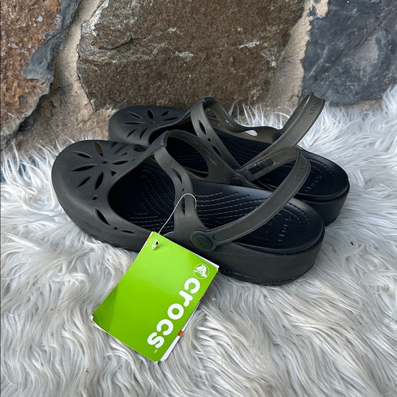 NWT Crocs Carlie Cutout Clog Black Mary Jane Comfort Shoes Women’s 10 - Picture 3 of 7